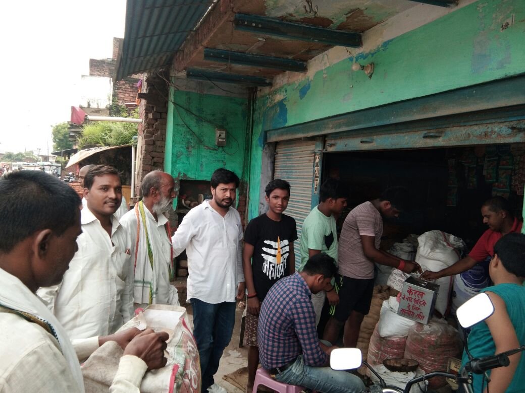 हिंदी समाचार |केरल बाढ़ पीडितो के लिए...