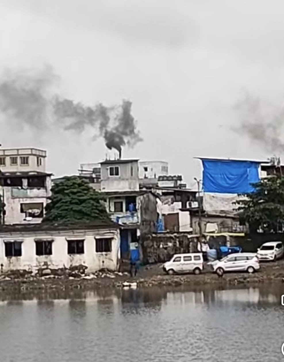 हिंदी समाचार |भिवंडी में ज़हरीले धुएँ का...