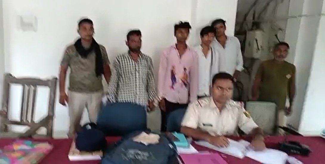 हिंदी समाचार |थाना प्रशासन ने किया छापेमारी...