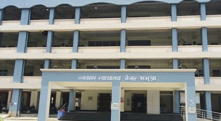 हिंदी समाचार | 15 वर्षीय छात्रा से दुष्कर्म...