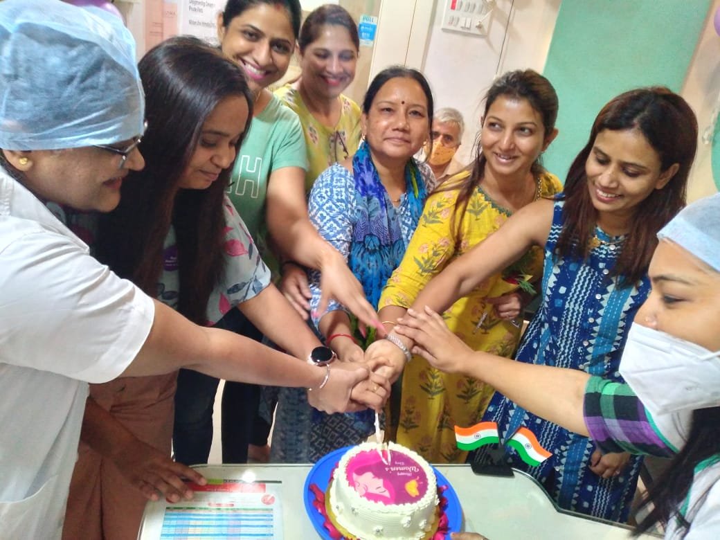 हिंदी समाचार |महिला दिवस पर डॉ गुंडस ओरिजिन...