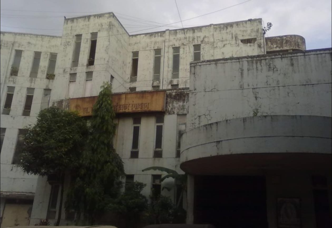 हिंदी समाचार |आठ साल से ताला, संस्कृति पर...