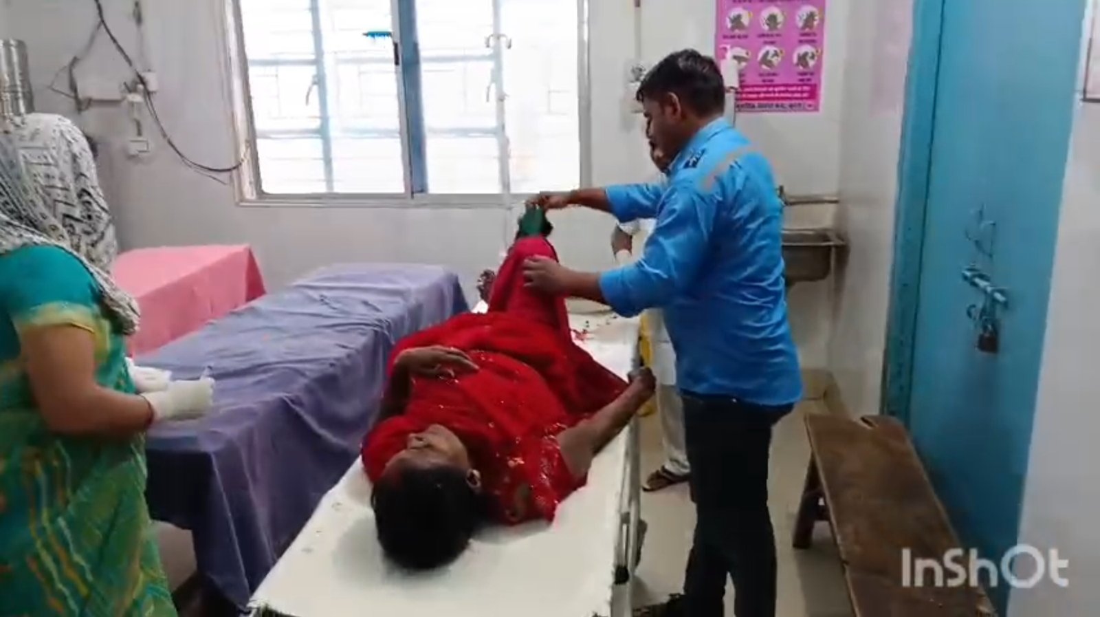 हिंदी समाचार |तेज रफ्तार बालू ट्रक ने मारी...