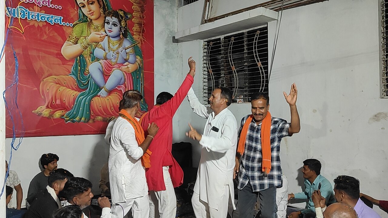 हिंदी समाचार | तलेन में आईं कीर्तन मंडलियों...