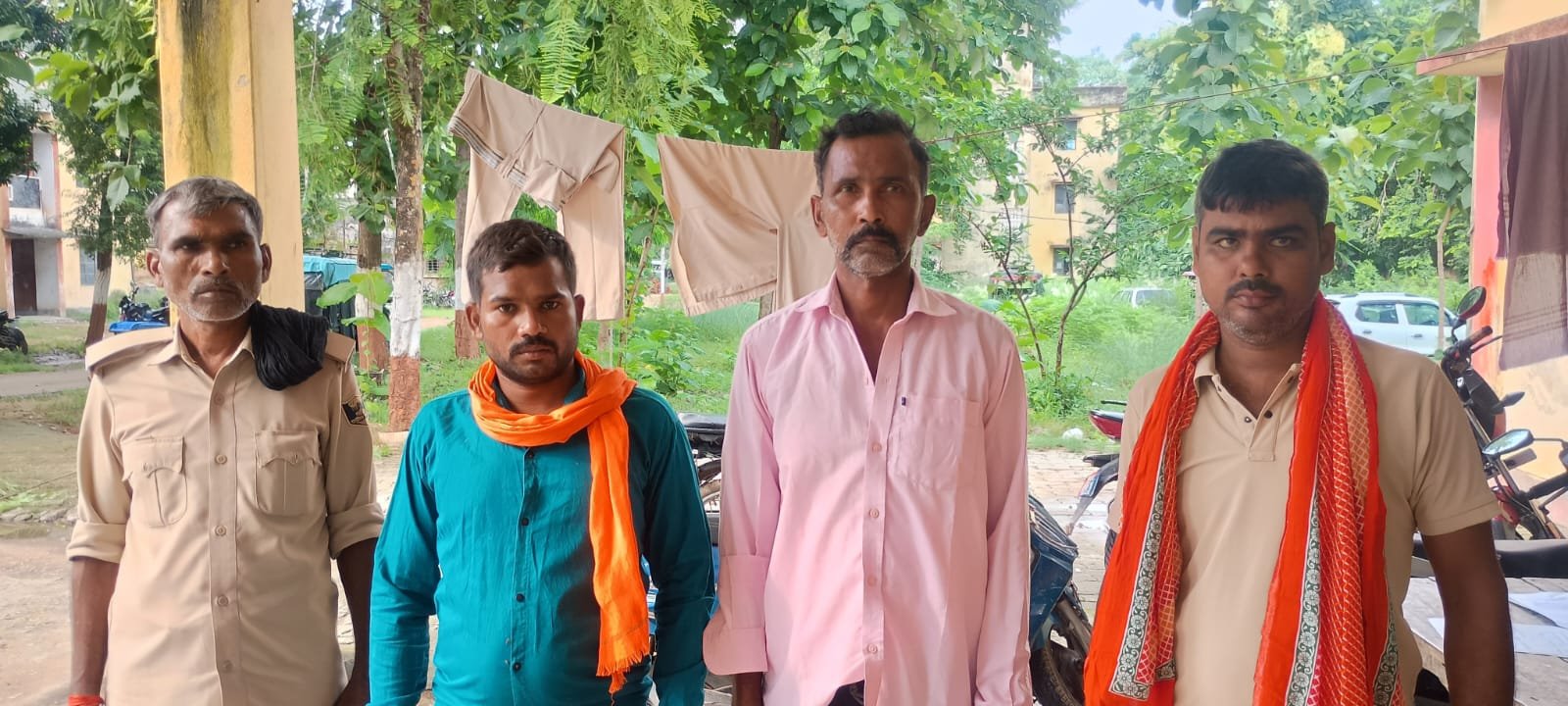 हिंदी समाचार | दूध की आड़ में शराब कारोबार...