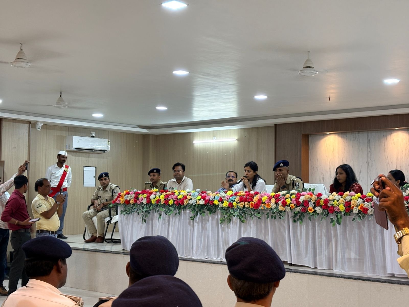 हिंदी समाचार | त्योहारों के मद्देनजर शांति...