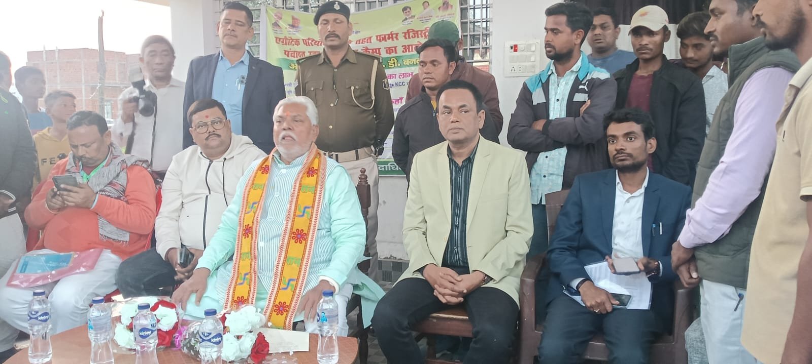 हिंदी समाचार |चंदौती कृषि बाजार समिति परिसर...