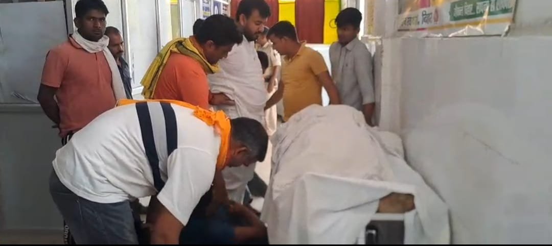 हिंदी समाचार | गोली मारकर एक युवक की हुई...