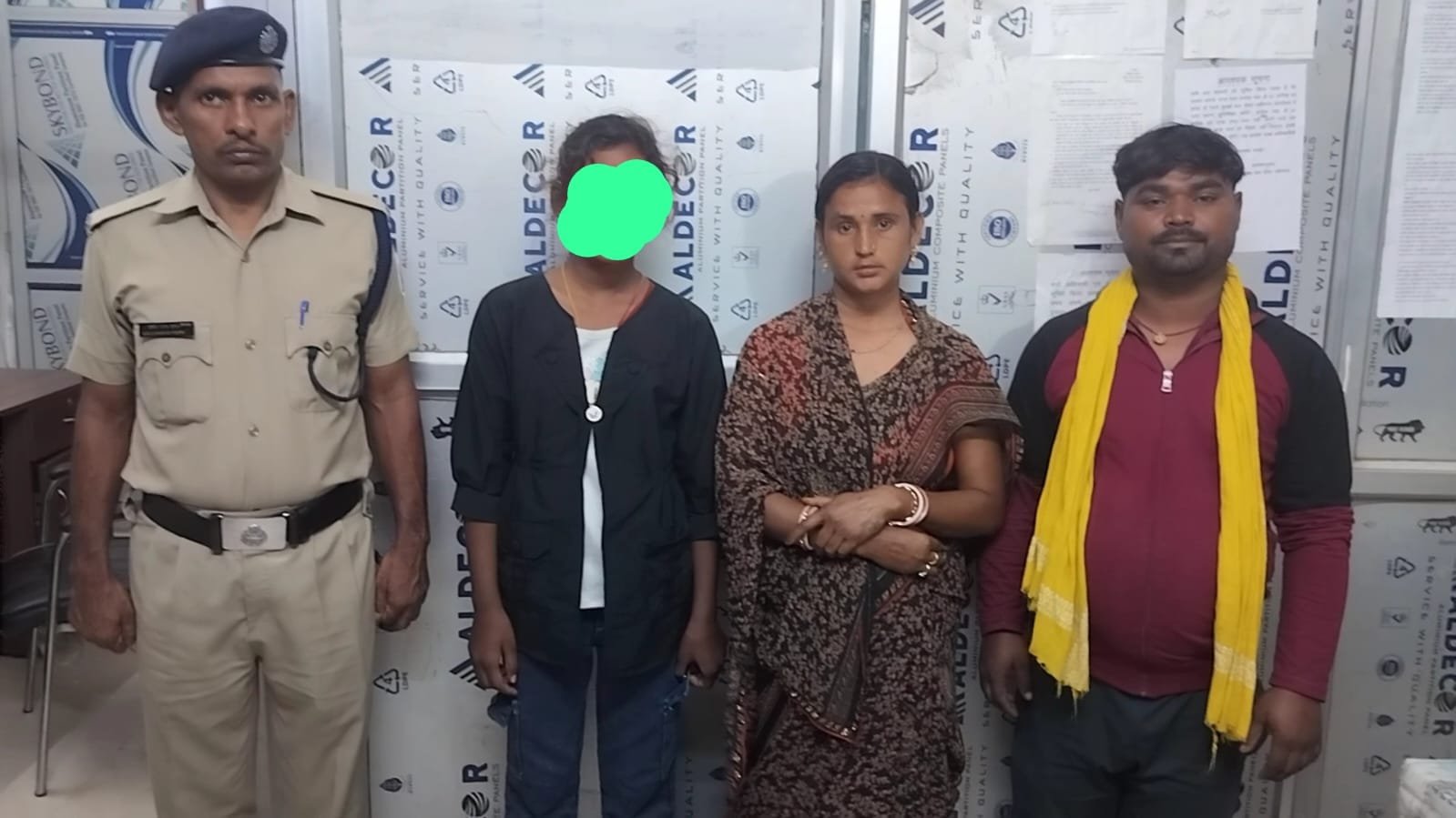 हिंदी समाचार | प्लेटफार्म पर बिछड़ी 12 वर्षीय...