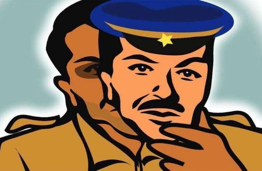 हिंदी समाचार | नकली पुलिस बनकर करते थे लूट