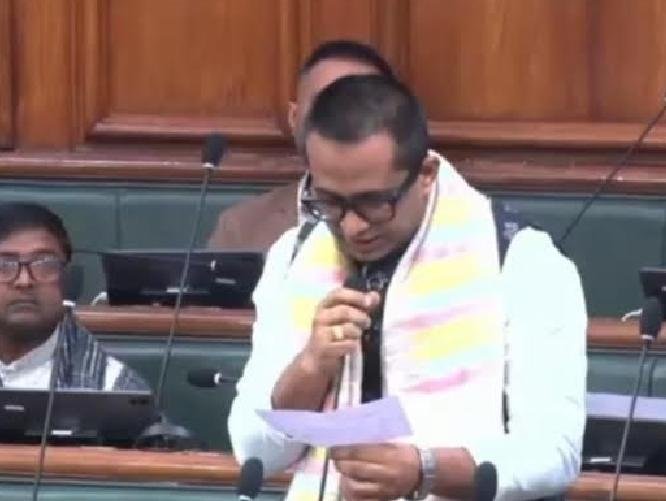 हिंदी समाचार | बिहार विधानसभा में रोमित...