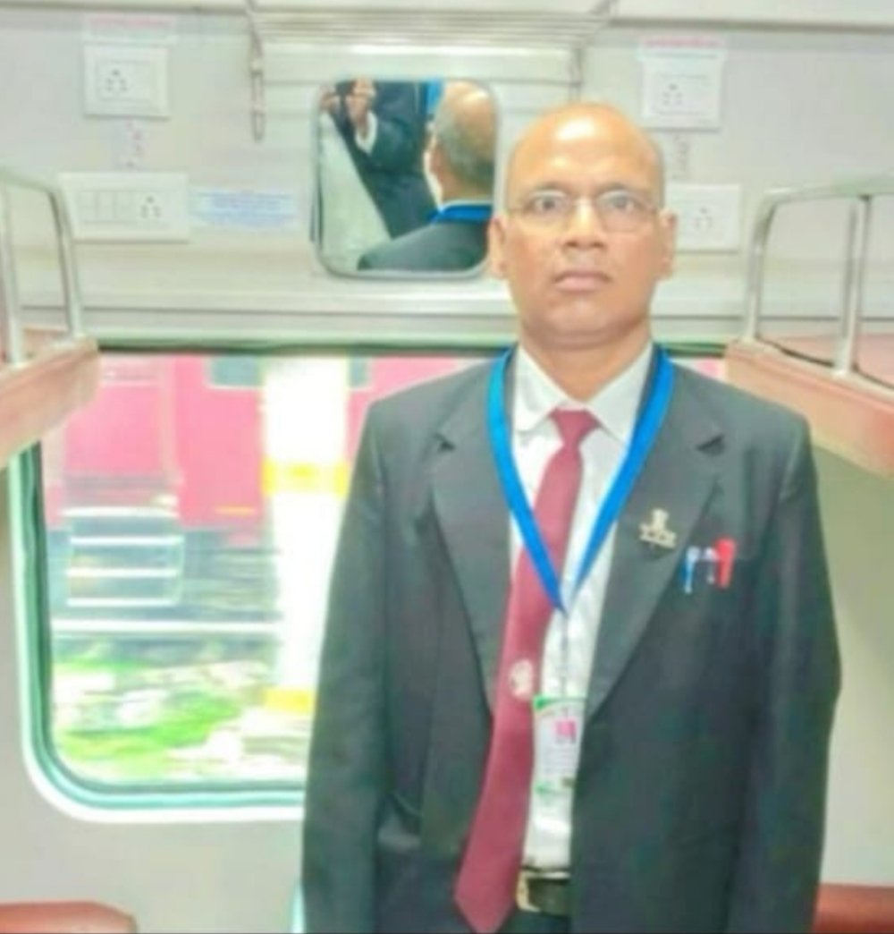 हिंदी समाचार | ट्रेन में छूटा यात्री का पैसे...