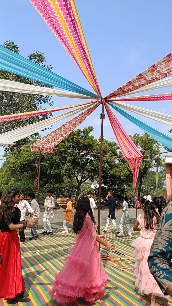 हिंदी समाचार | संस्कार कॉन्वेंट हायर...