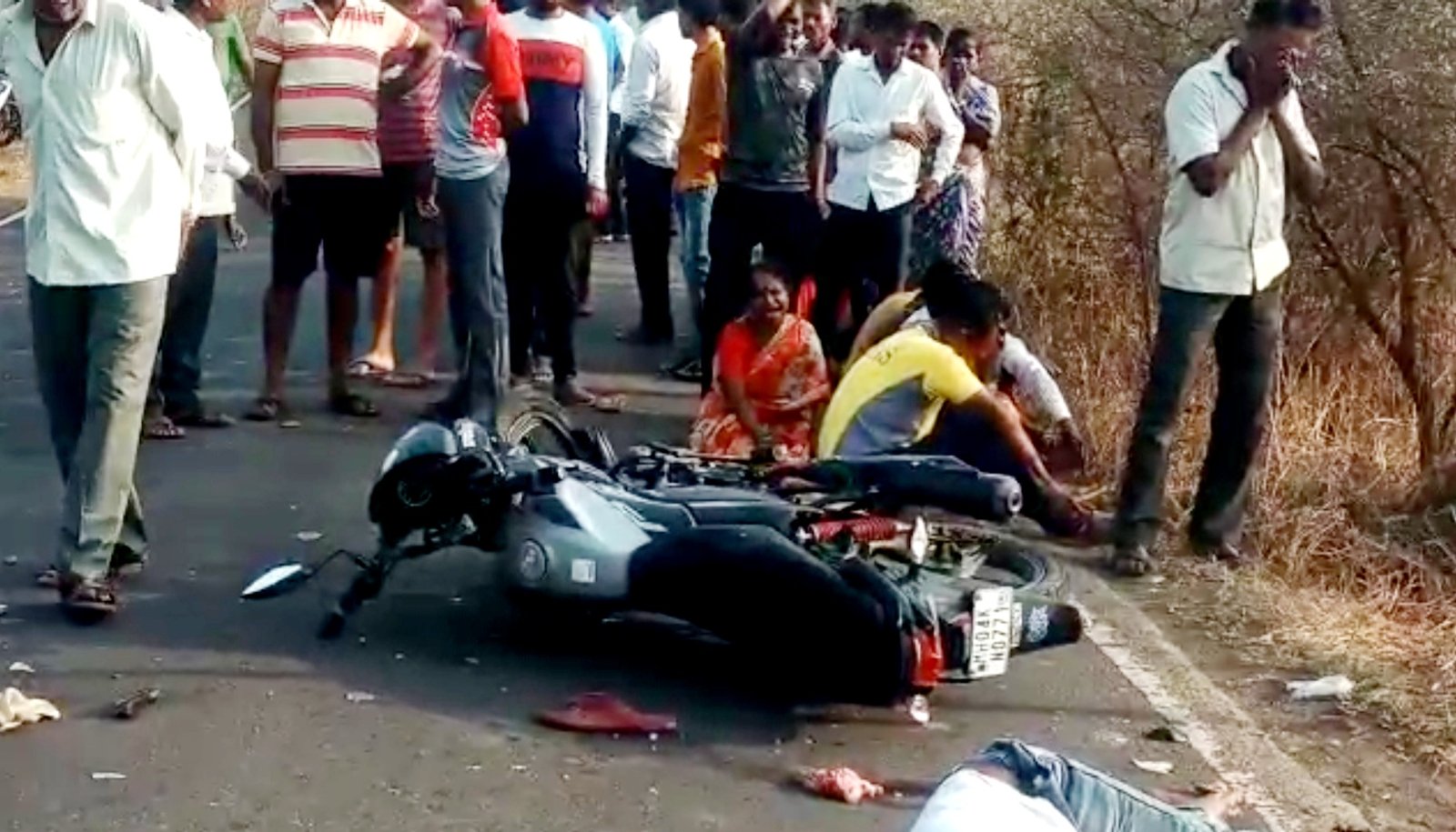 हिंदी समाचार |सड़क दुर्घटना में दो की मौंत