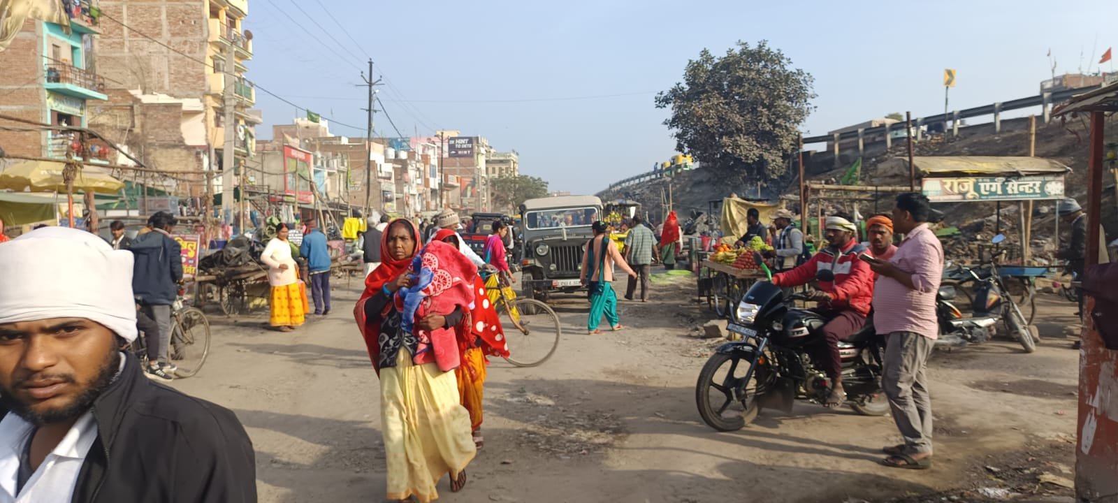 हिंदी समाचार |छप्पर तो हटा लेकिन दुकानदार...