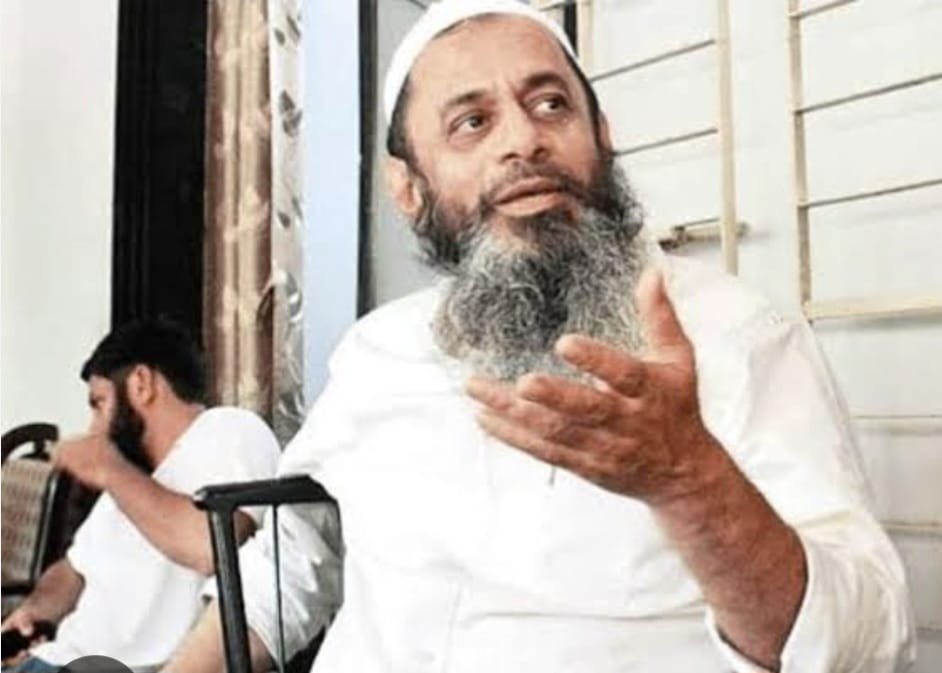 हिंदी समाचार |पडघा कब्रिस्तान में दफनाया...