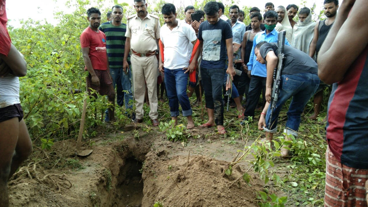 हिंदी समाचार |सोनो पुलिस ने घने जंगलो मे...