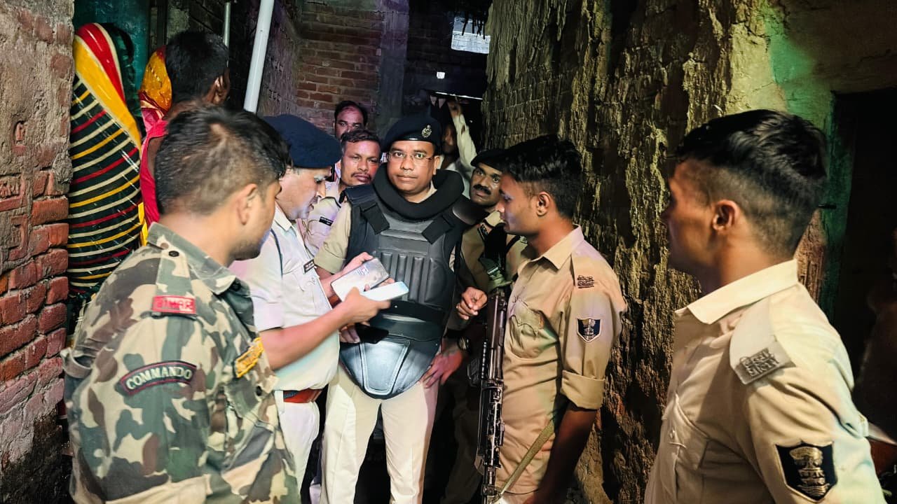हिंदी समाचार | अपराधियो के अंधाधुंध फायरिंग...