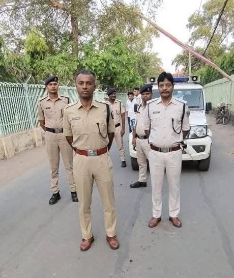 हिंदी समाचार |एसपी ने तैनात पुलिसकर्मियों...