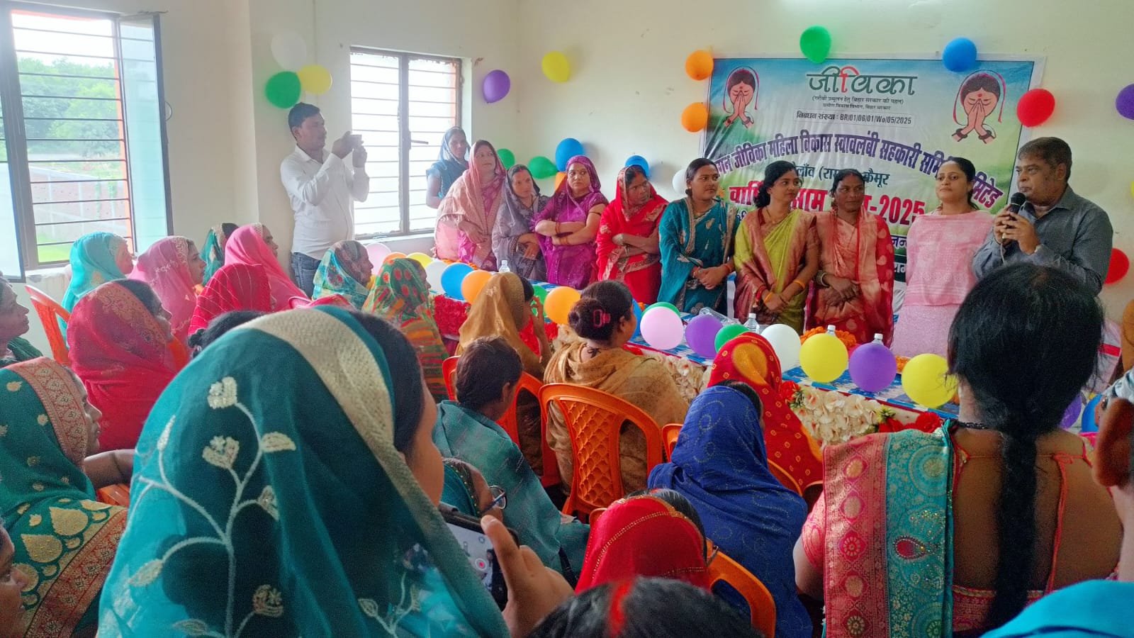 हिंदी समाचार | जिविका दीदियों को समूह संचालन...