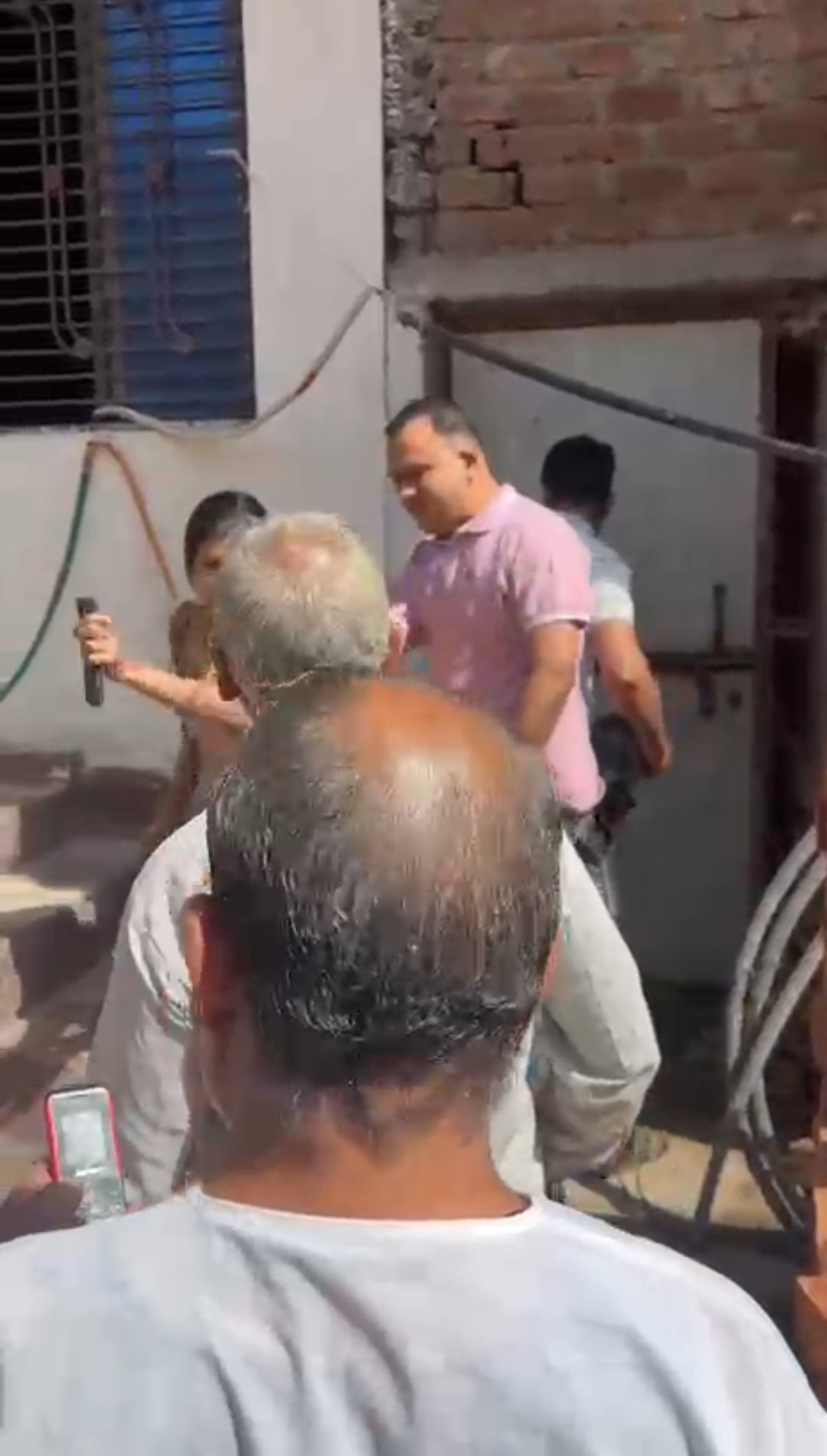 हिंदी समाचार | मुस्लिम पक्ष ने दबंगाई दिखाते...