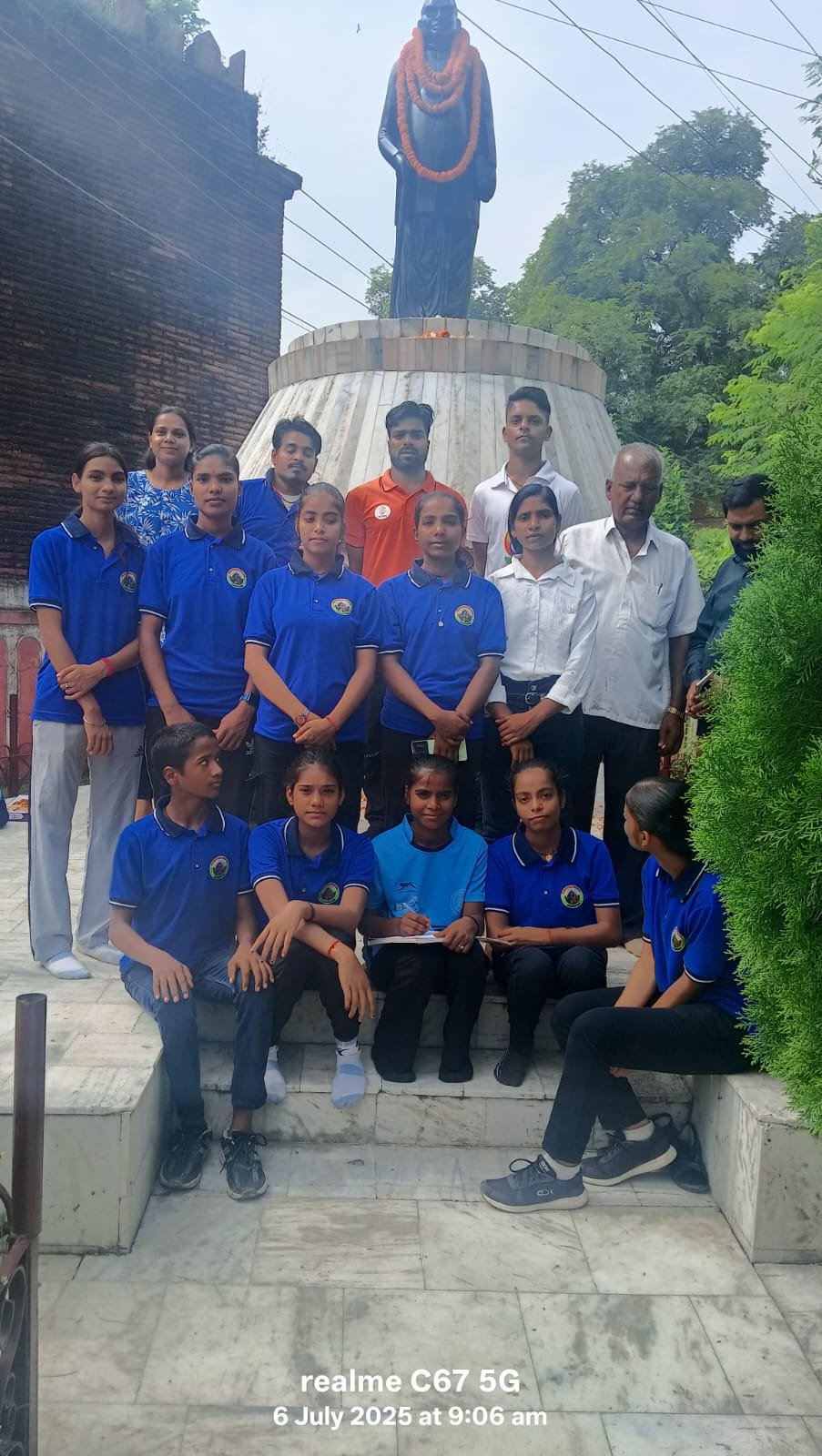 हिंदी समाचार |पूर्व उपप्रधानमंत्री का...