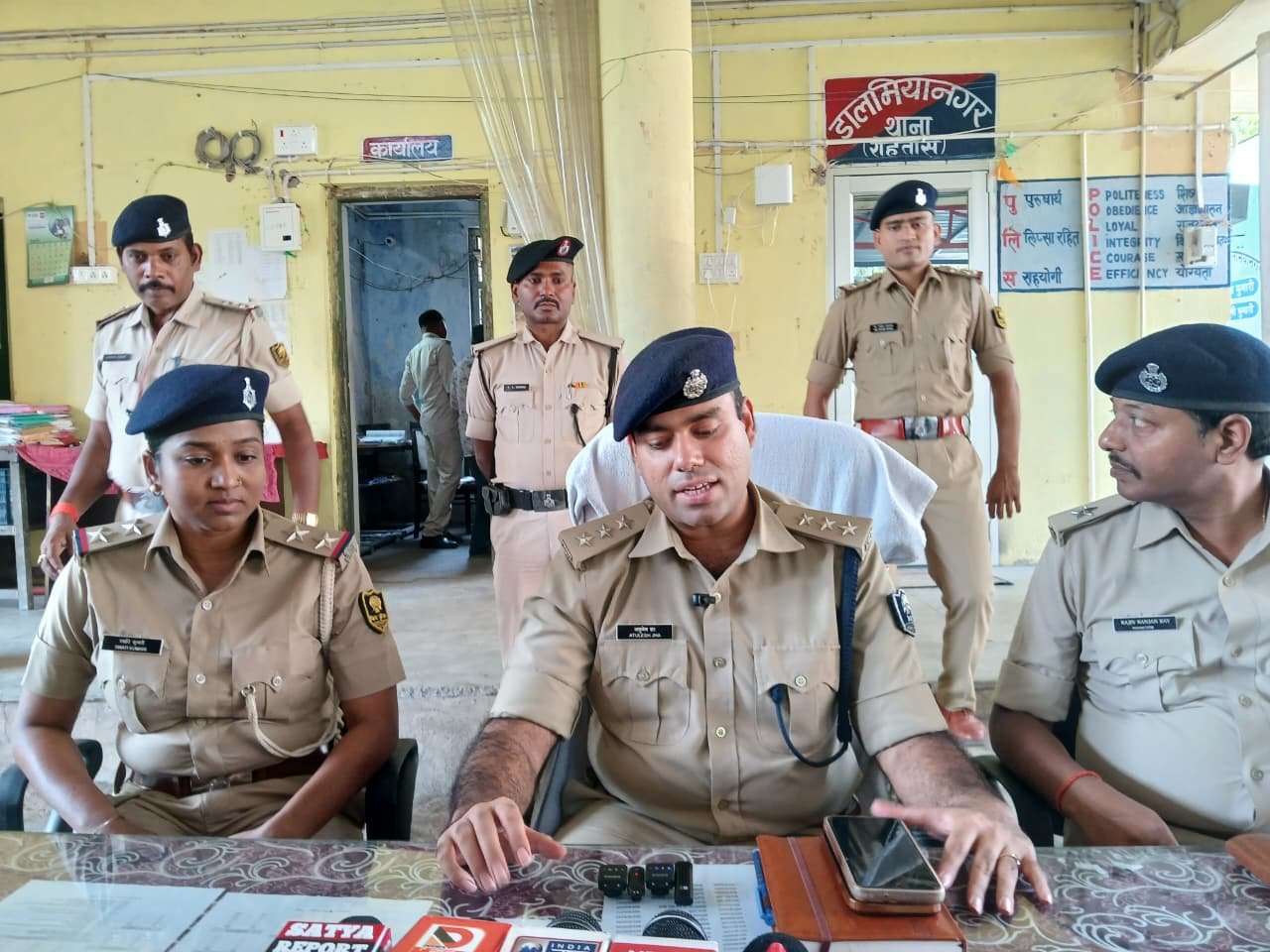 हिंदी समाचार |नाबालिग से जबरन शादी कराने...