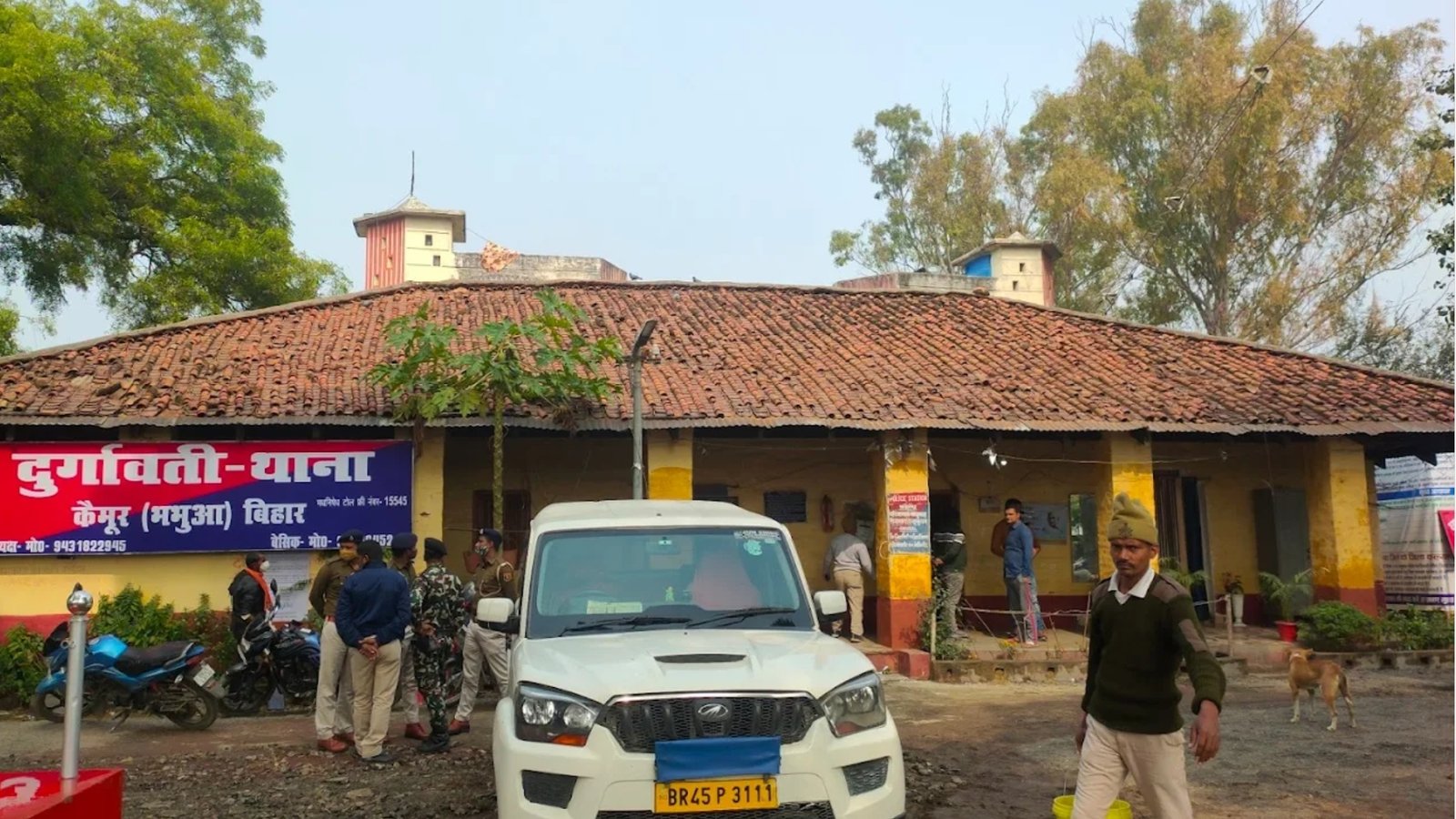 हिंदी समाचार | दरवाजे पर खड़ी नई बाइक चुरा ले...