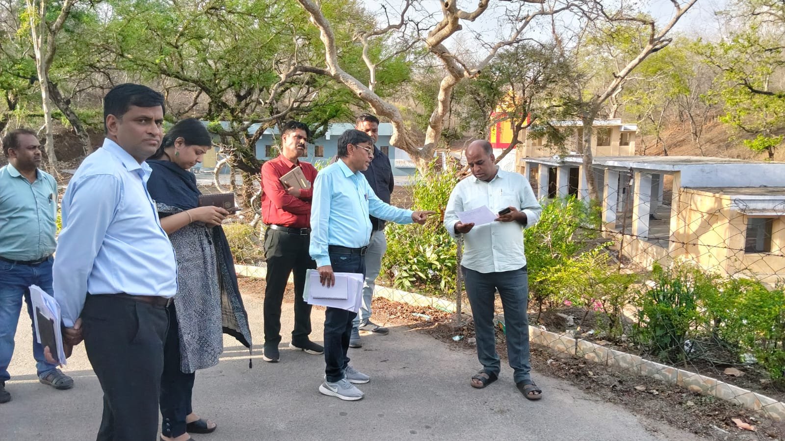 हिंदी समाचार |कलेक्टर डॉ. मिश्रा ने खोयरी...