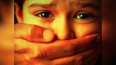 हिंदी समाचार |नाबालिग लड़की लापता, अपहरण की...