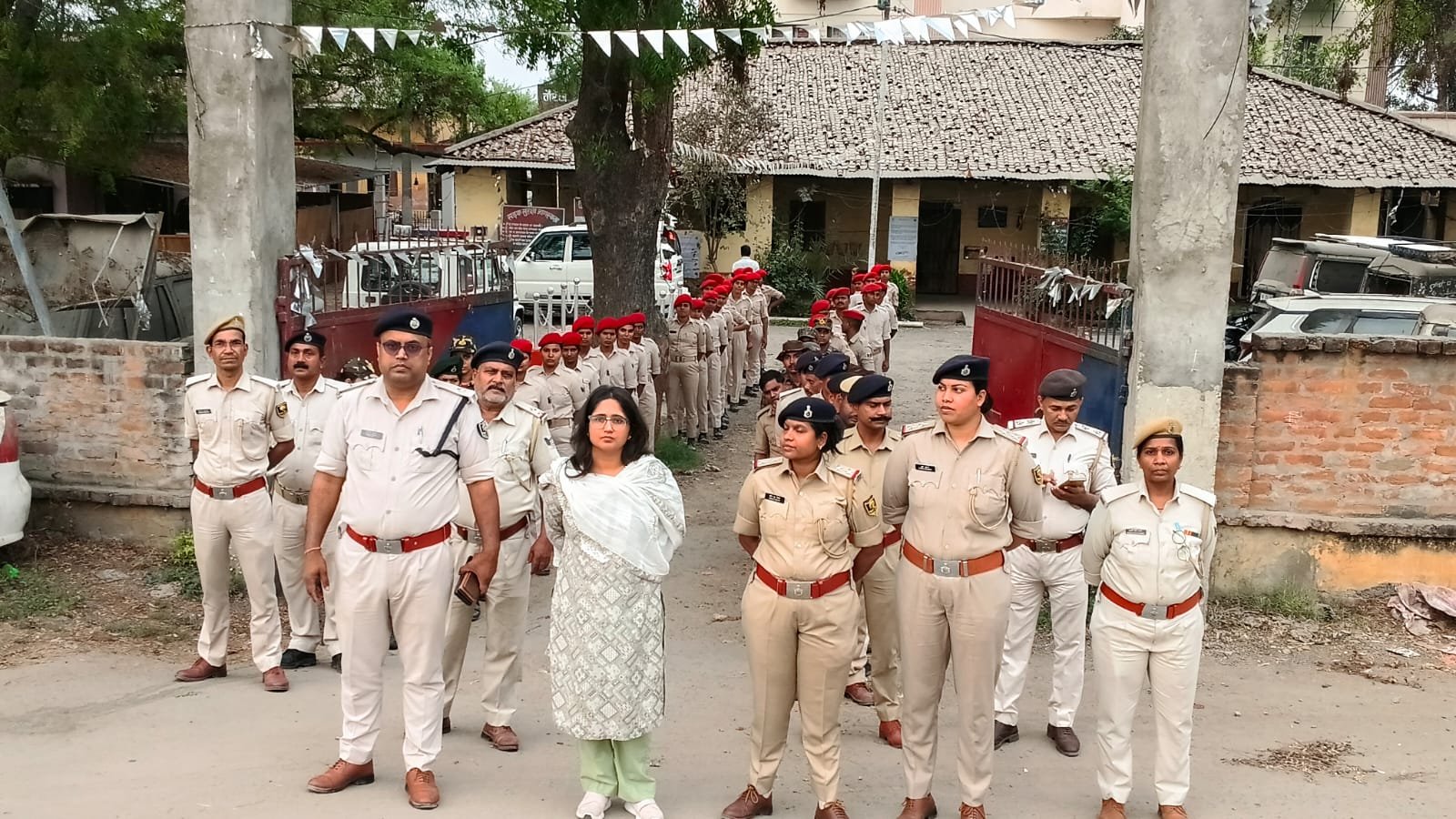 हिंदी समाचार | ईद पर्व के मद्दे नजर...