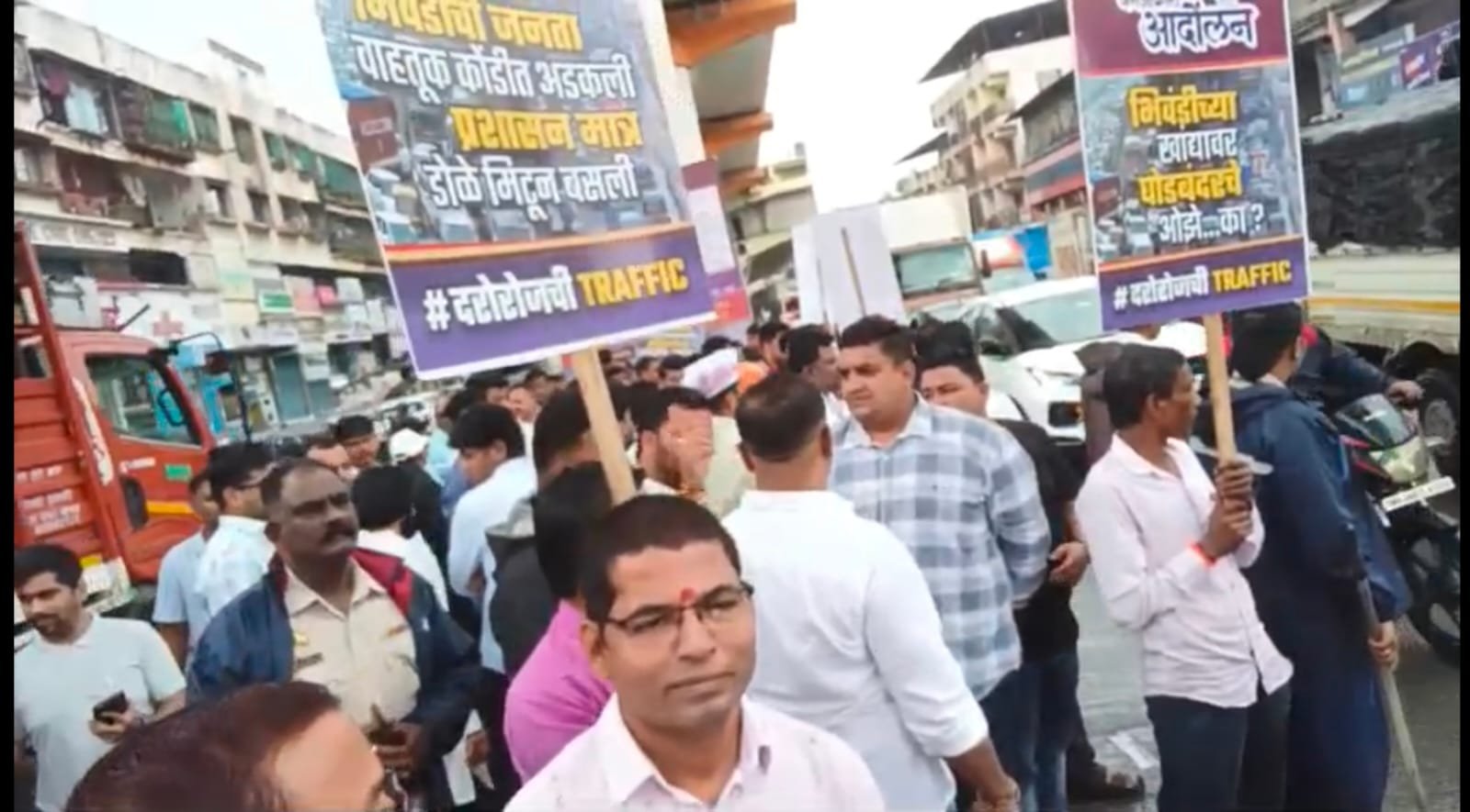हिंदी समाचार |काल्हेर में ट्रैफिक जाम को...
