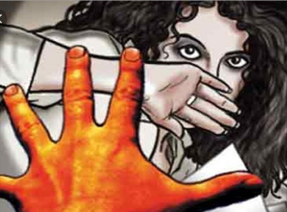 हिंदी समाचार |सौतेली बेटी से बलात्कार के...
