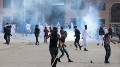 हिंदी समाचार |कश्मीर में घटी कई हिंसक...