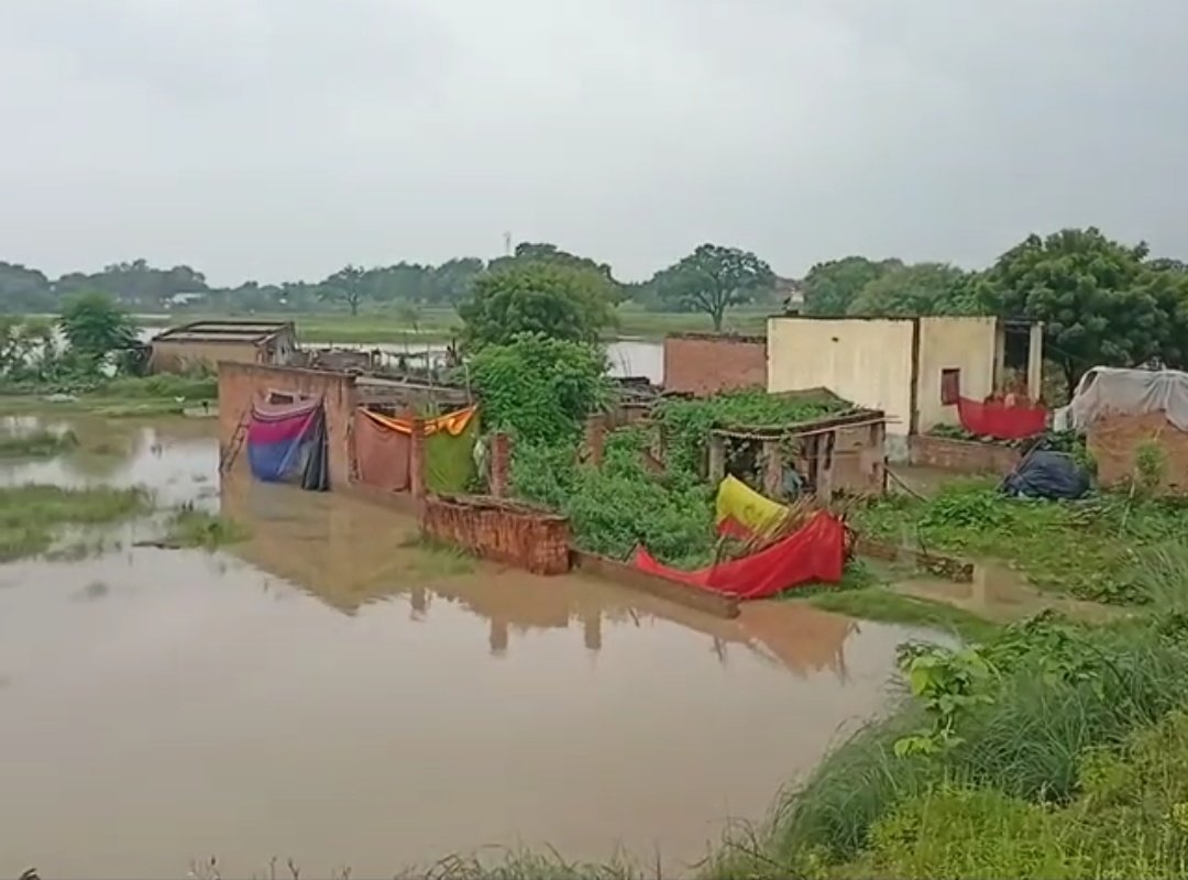 हिंदी समाचार |भदोही में बाढ़ की चपेट में कई...