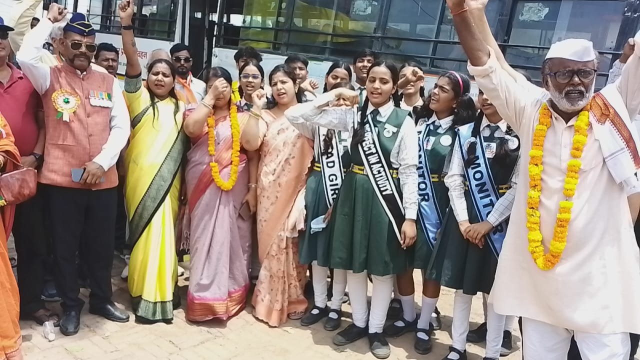 हिंदी समाचार | मुंगराबादशाहपुर में उत्साह...