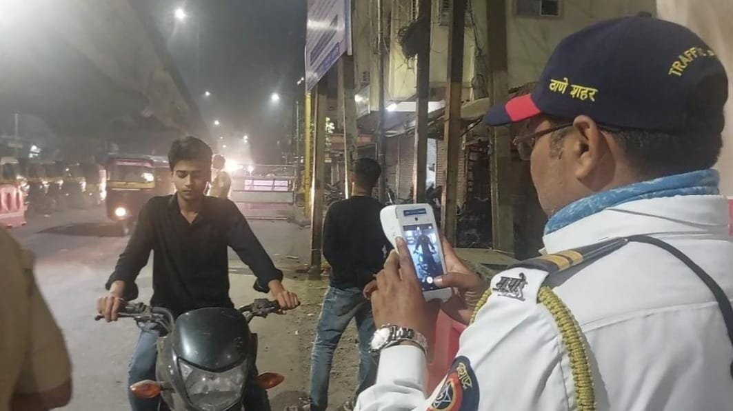 हिंदी समाचार |भिवंडी ट्रैफिक पुलिस ने साल...