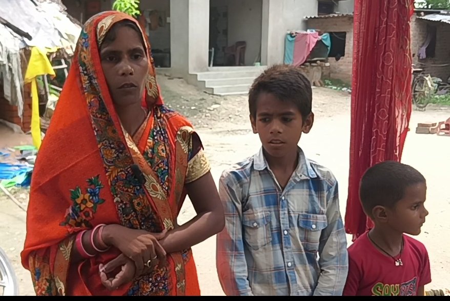 हिंदी समाचार | जमीन बेच 18 वर्षीय युवती संग...