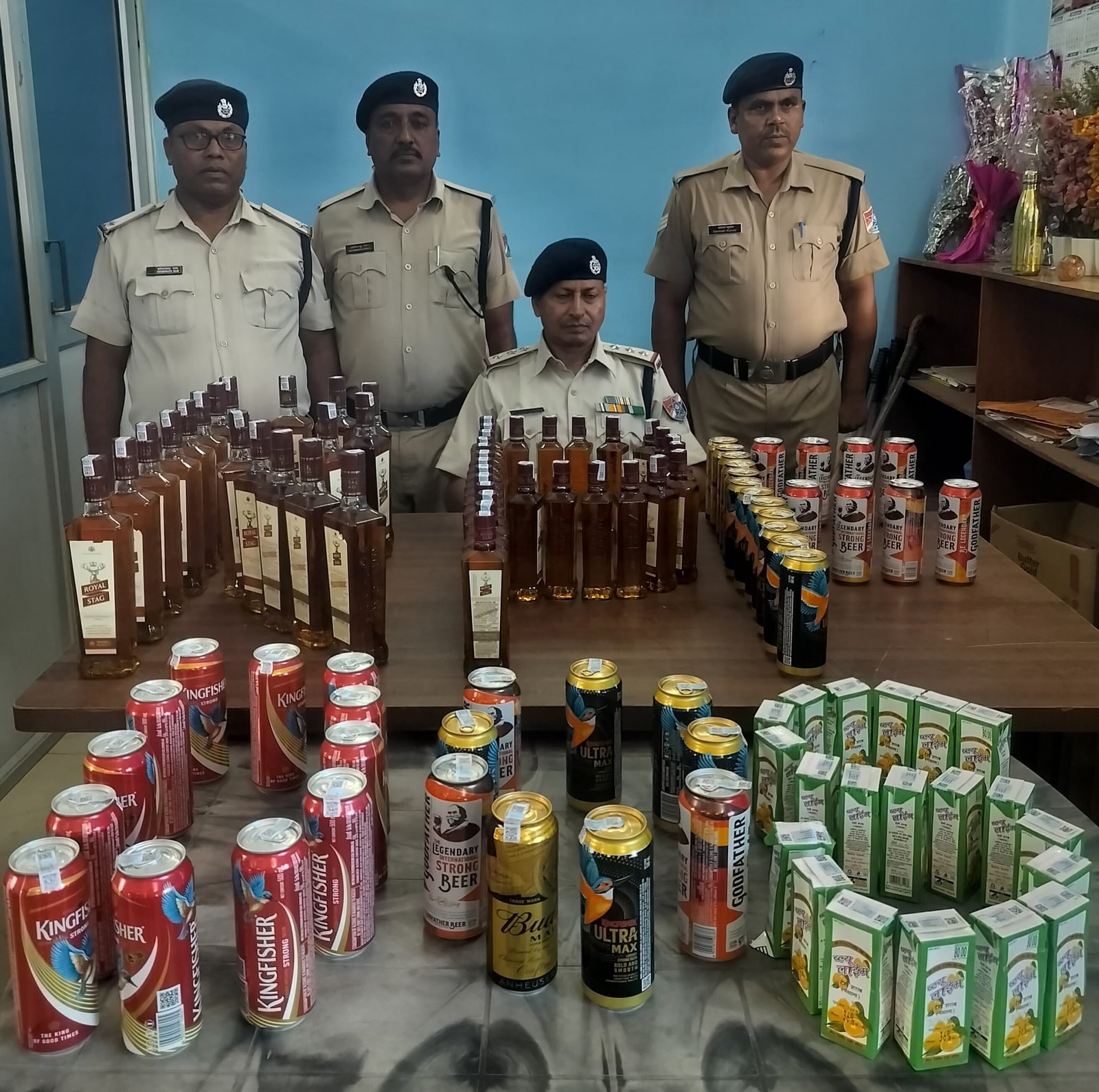 हिंदी समाचार | ऑपरेशन सतर्क के तहत गाड़ी...