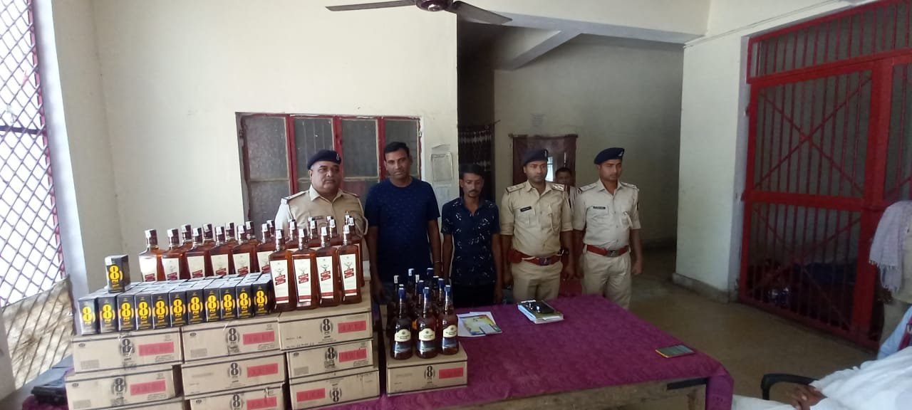 हिंदी समाचार |पुलिस ने यूपी से शराब लेकर आ...
