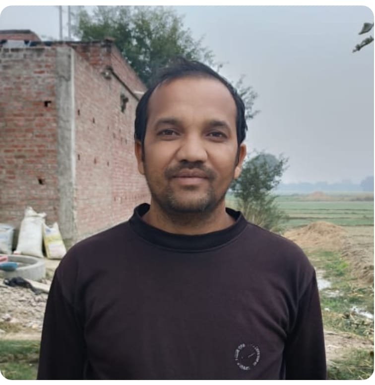 हिंदी समाचार |नीम के पेड़ से लटकता मिला युवक...