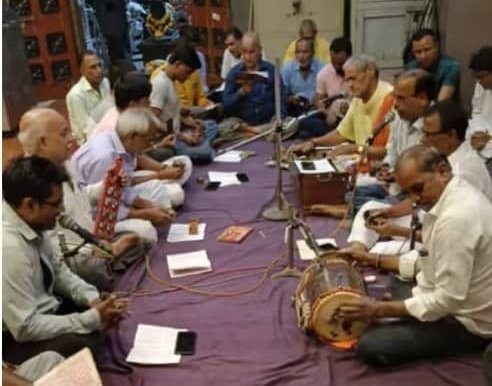 हिंदी समाचार | महाभंडारे में दिखी गांव के...