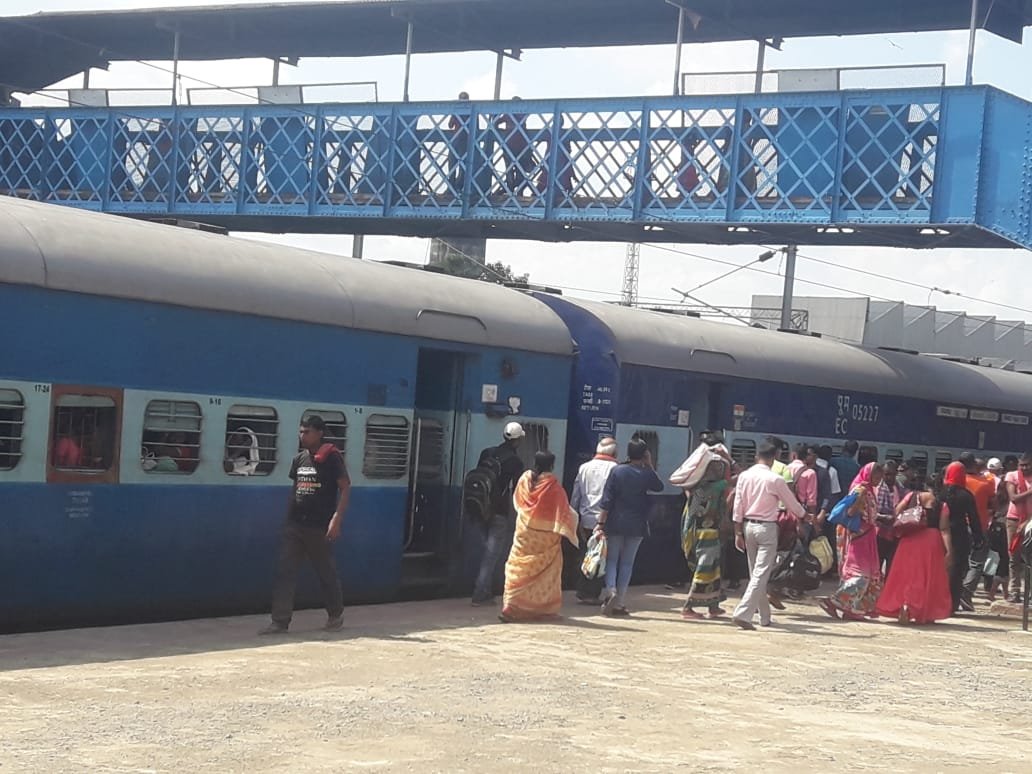 हिंदी समाचार |रेलवे गार्ड इनरजीत महतो के...