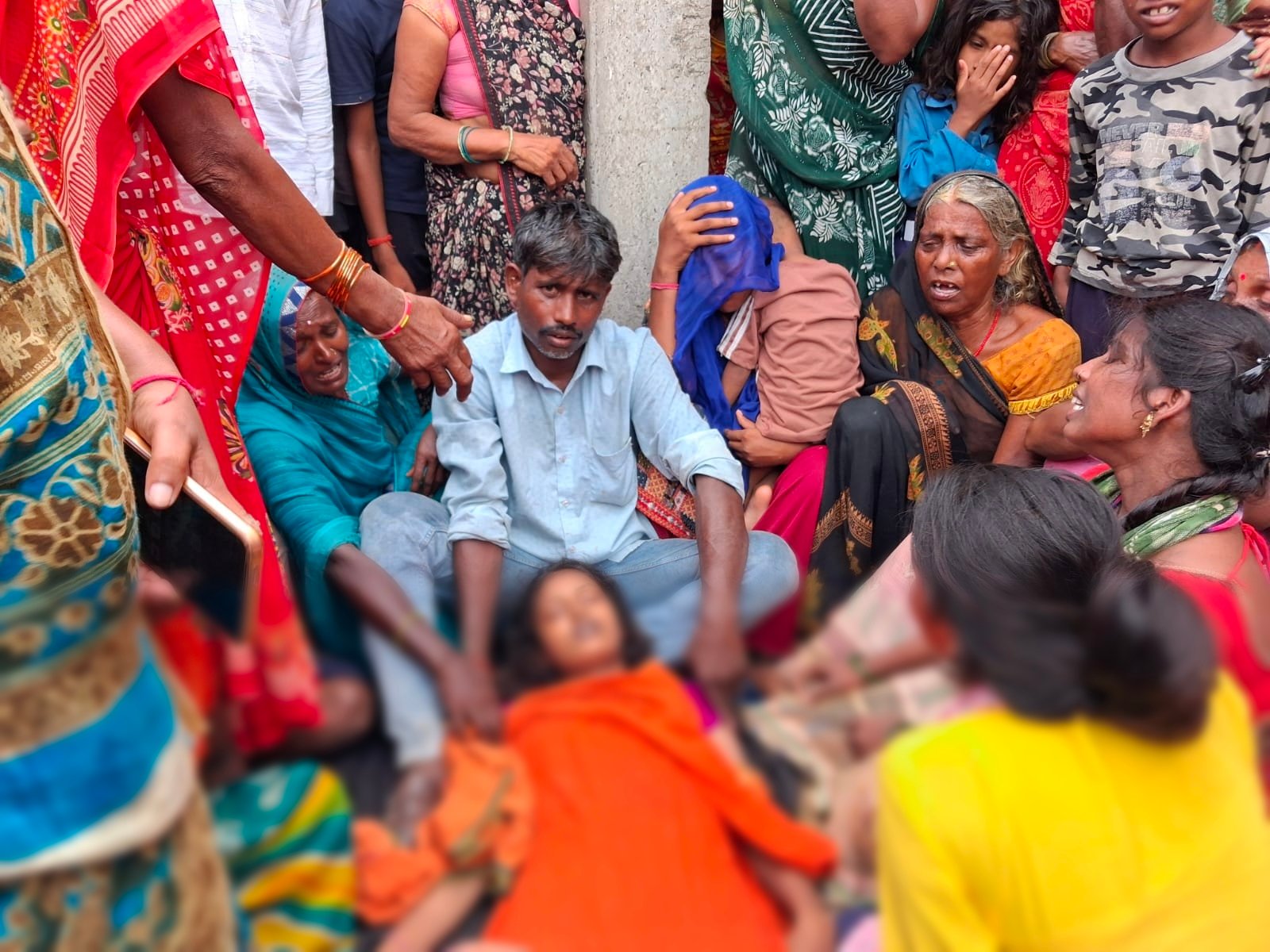 हिंदी समाचार | सर्पदंश से 23 वर्षीय युवती की...
