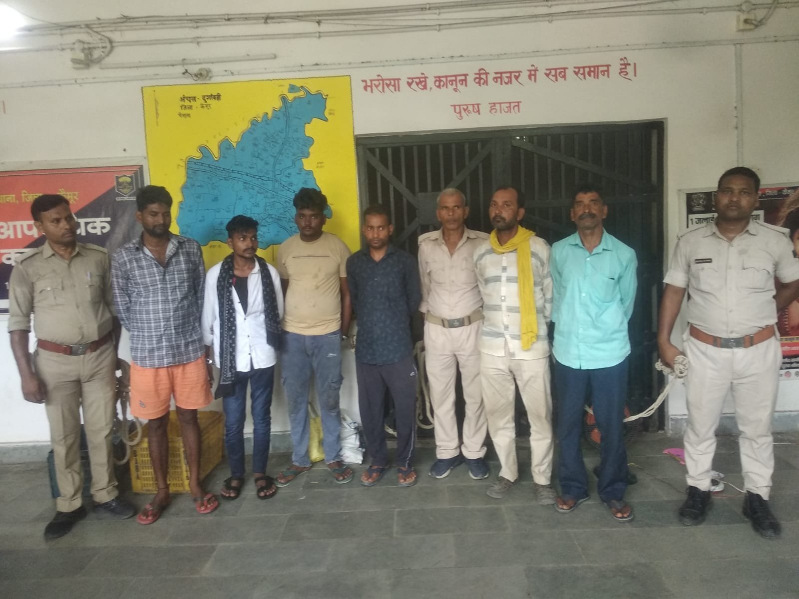 हिंदी समाचार | दुर्गावती थाना प्रशासन ने...