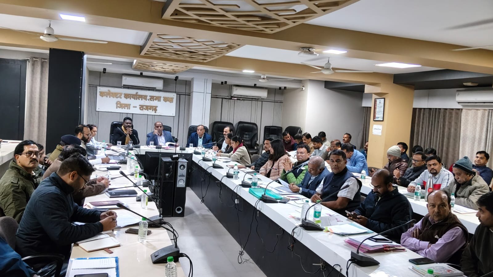 हिंदी समाचार |कार्य में लापरवाही और तय...