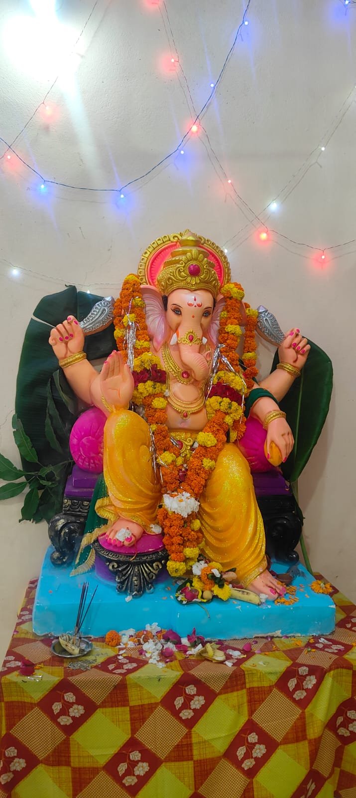 हिंदी समाचार | बड़ा गणेश मंदिर पर विराजे...