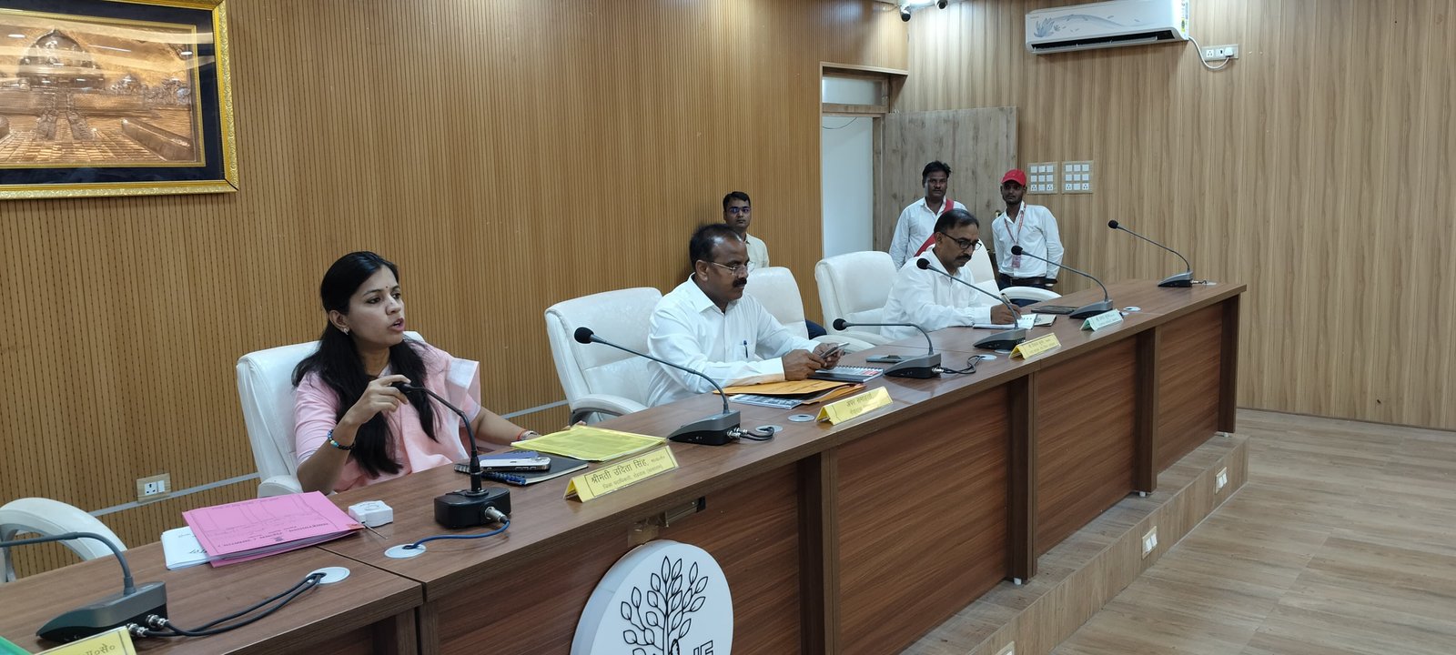 हिंदी समाचार |डीएम ने आगामी विधानसभा चुनाव...