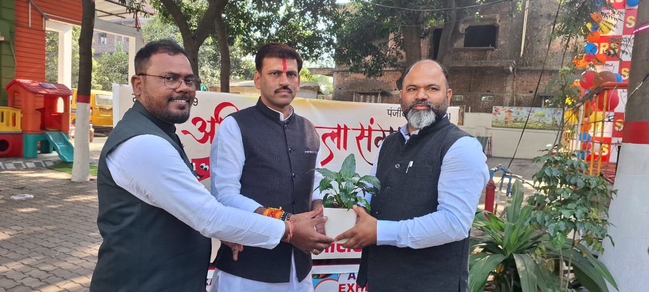 हिंदी समाचार |मकर संक्रांति पर श्रद्धा,...