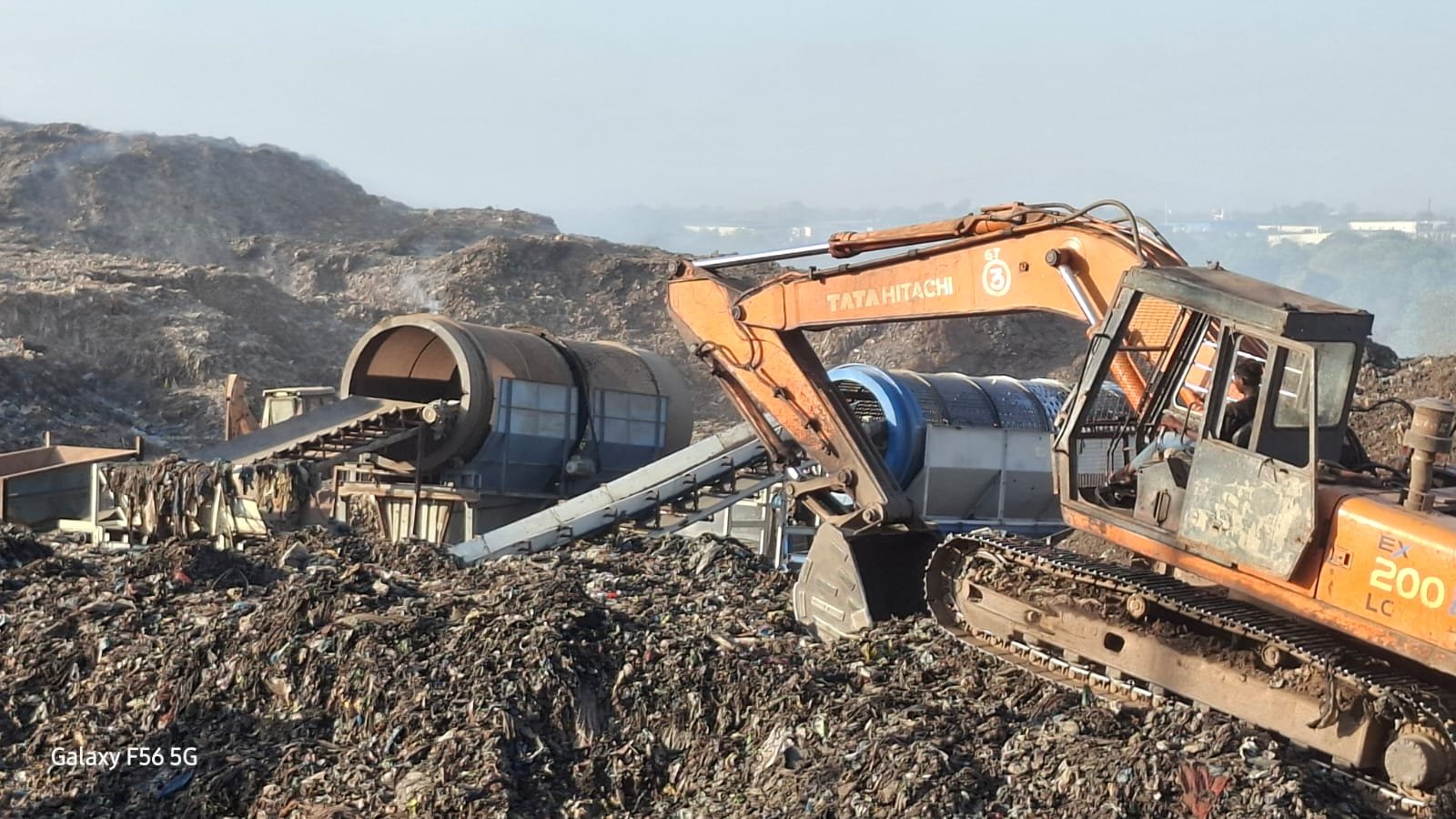 हिंदी समाचार | कचरे में ‘सोना’ नहीं, करोड़ों...